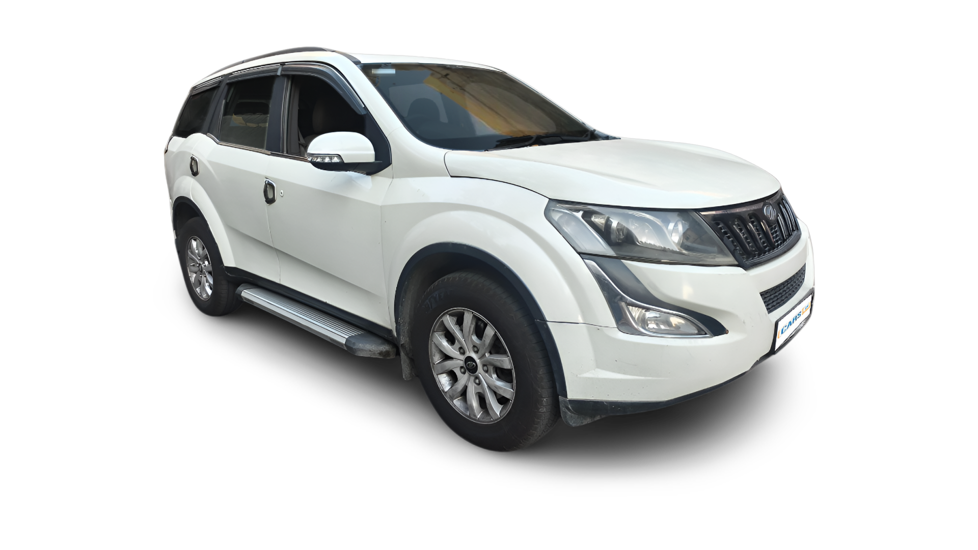 Mahindra XUV500-img